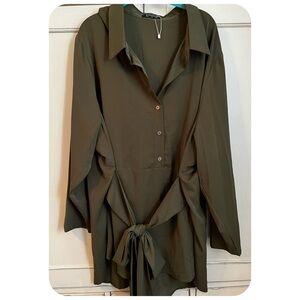 PLUS Bloomchic tunic